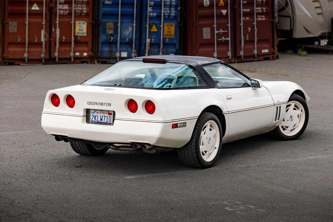 1988 Chevrolet Corvette C4 - Image 26 of 31