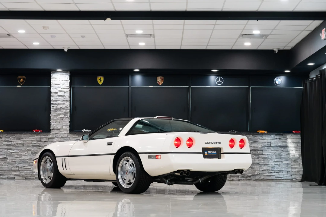 1988 Chevrolet Corvette C4 - Image 30 of 31