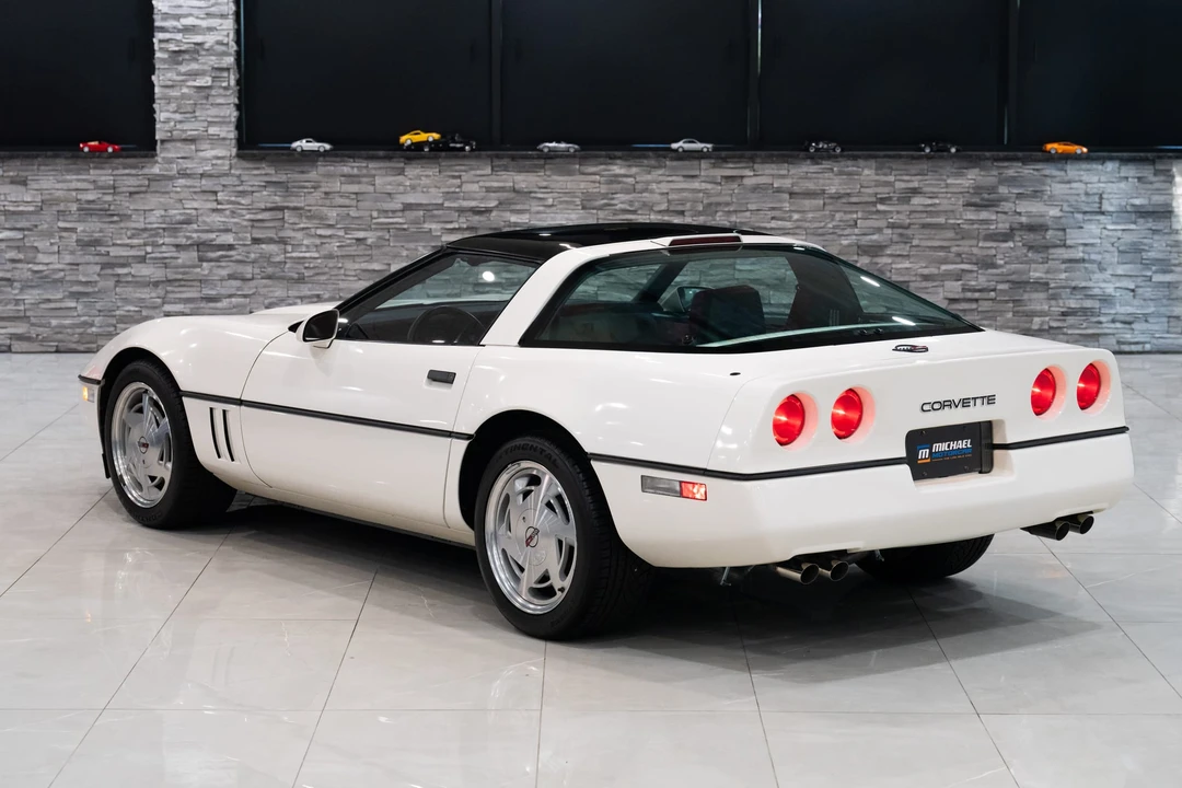1988 Chevrolet Corvette C4 - Image 29 of 31