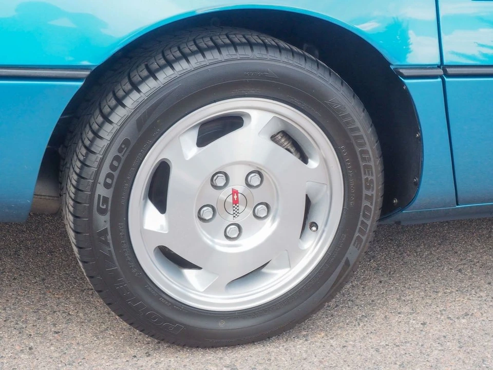 1988 Chevrolet Corvette C4 - Image 28 of 31
