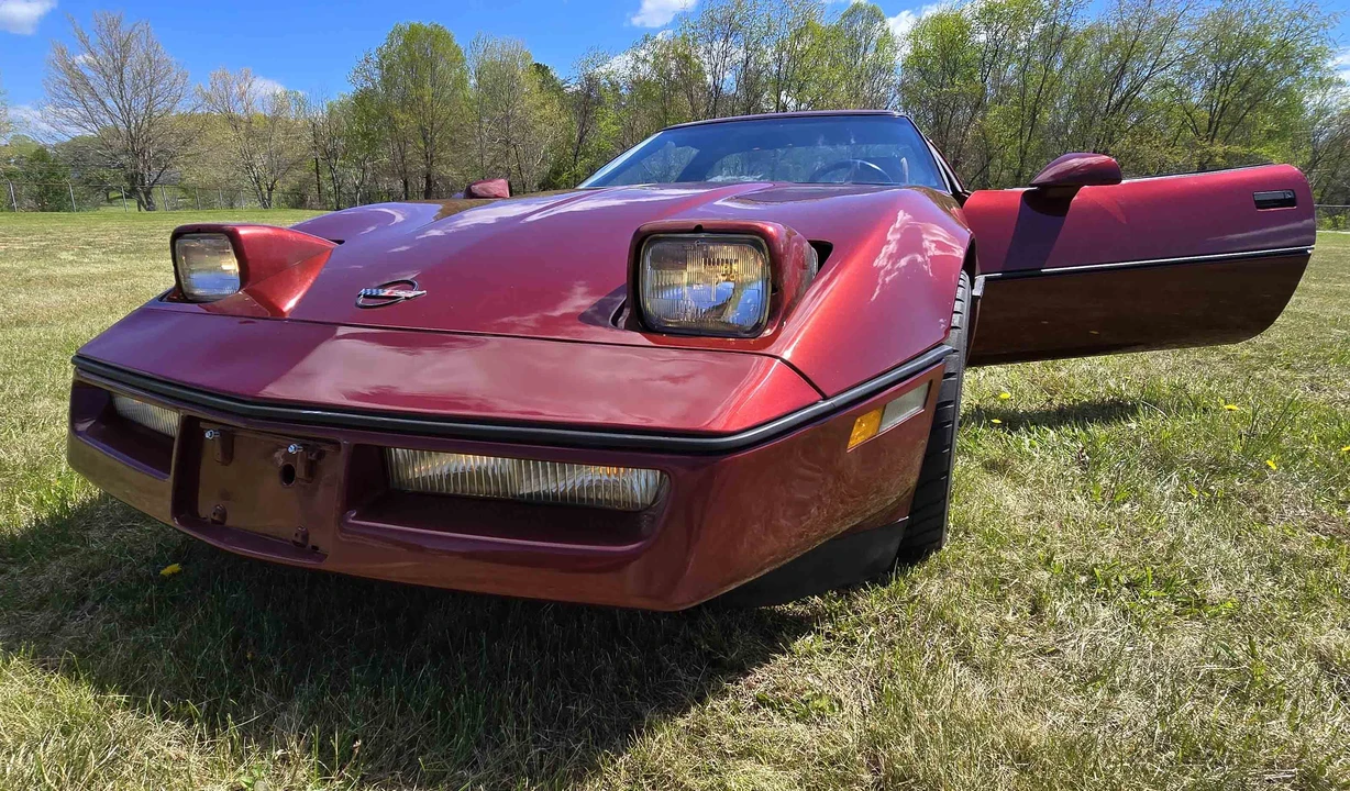 1988 Chevrolet Corvette C4 - Image 15 of 31