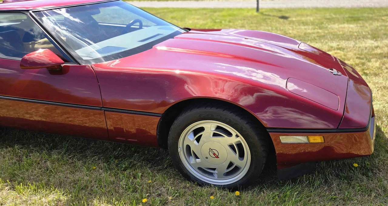 1988 Chevrolet Corvette C4 - Image 23 of 31