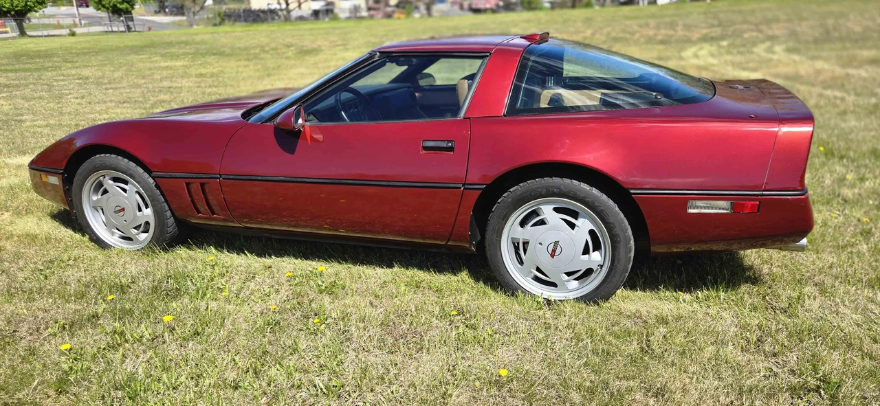 1988 Chevrolet Corvette C4 - Image 8 of 31