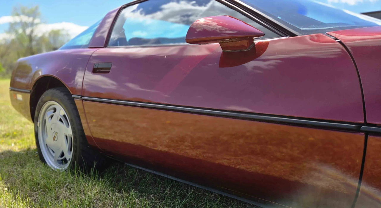 1988 Chevrolet Corvette C4 - Image 28 of 31
