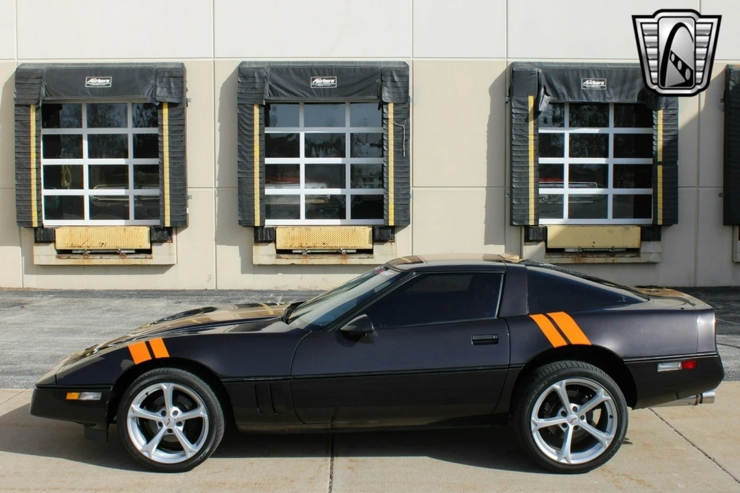 1988 Chevrolet Corvette C4 - Image 3 of 12