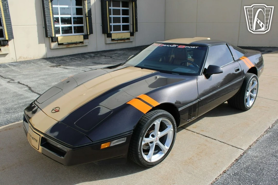 1988 Chevrolet Corvette C4 - Image 5 of 12
