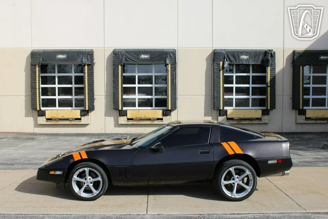 1988 Chevrolet Corvette C4 - Image 4 of 12
