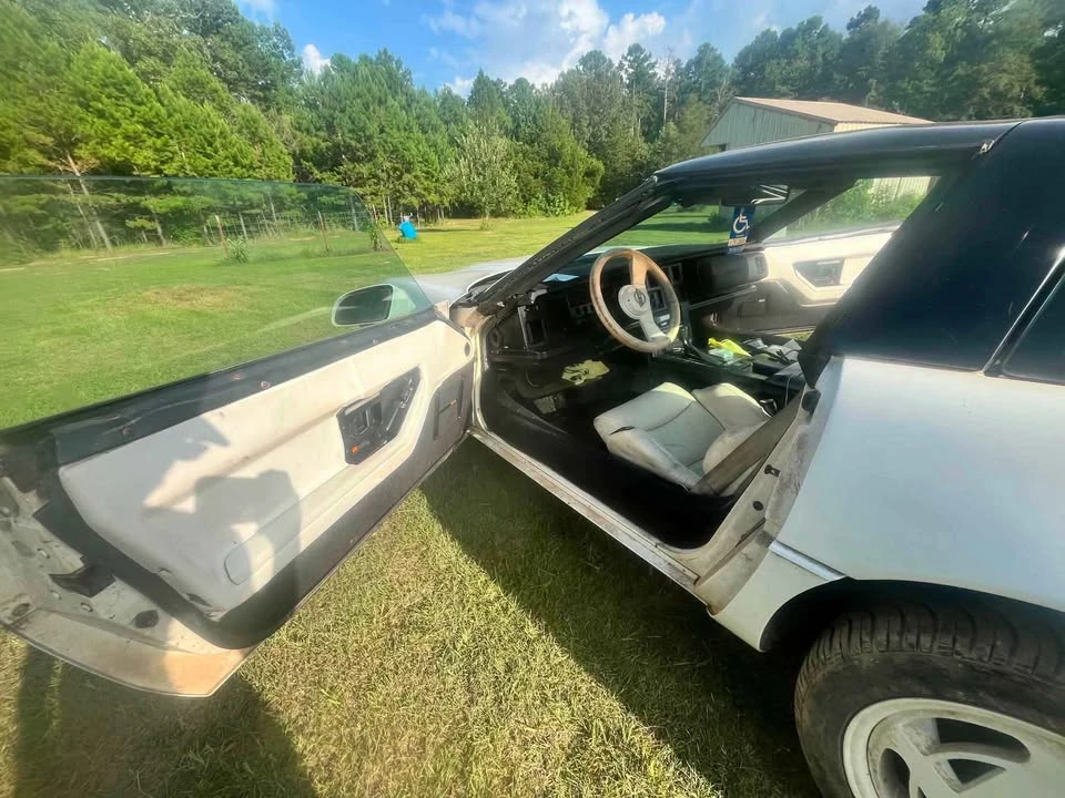 1988 Chevrolet Corvette C4 - Image 11 of 20