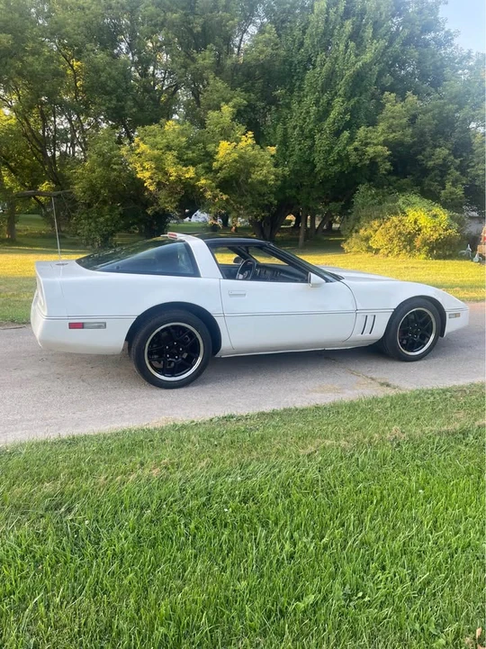 1988 Chevrolet Corvette C4 - Image 8 of 10