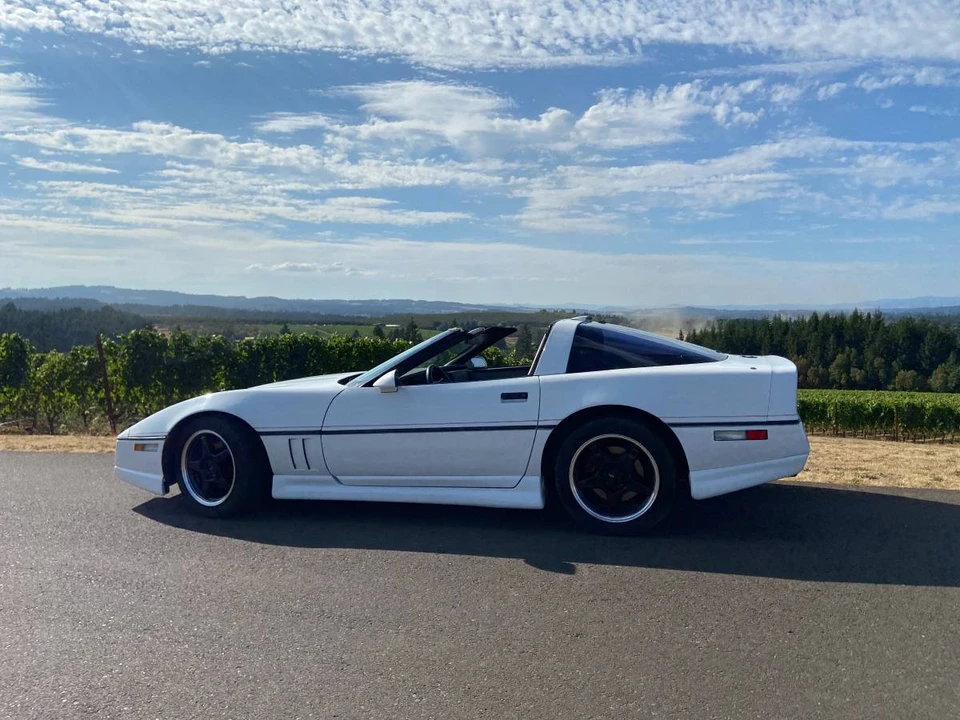 1988 Chevrolet Corvette C4 - Image 4 of 22