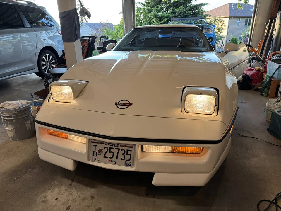 1988 Chevrolet Corvette C4 - Image 8 of 22