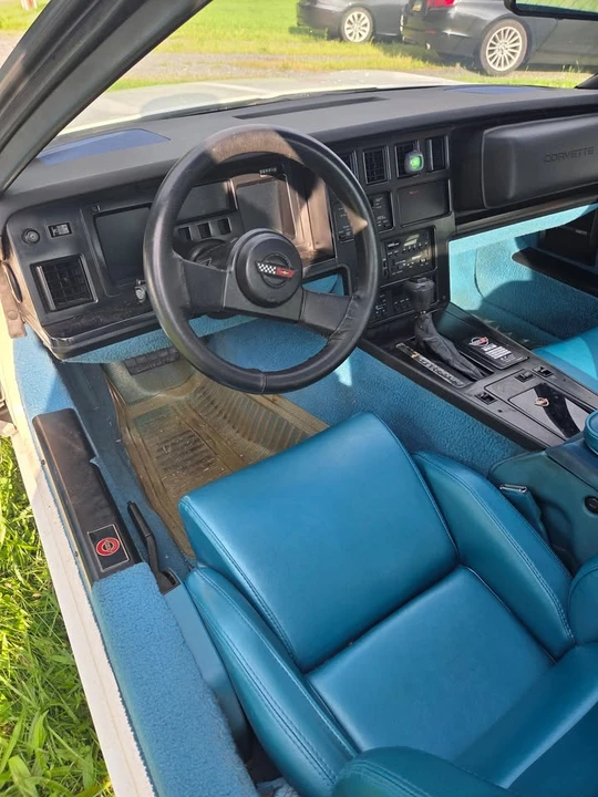 1988 Chevrolet Corvette C4 - Image 10 of 19