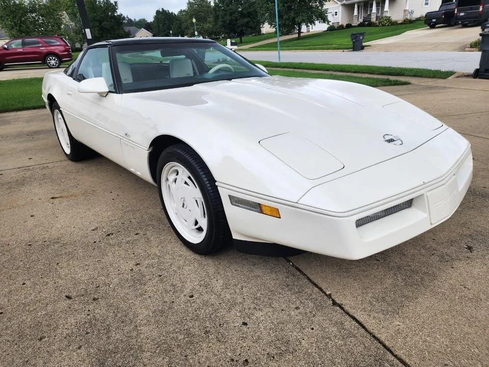 1988 Chevrolet Corvette C4 - Image 6 of 20
