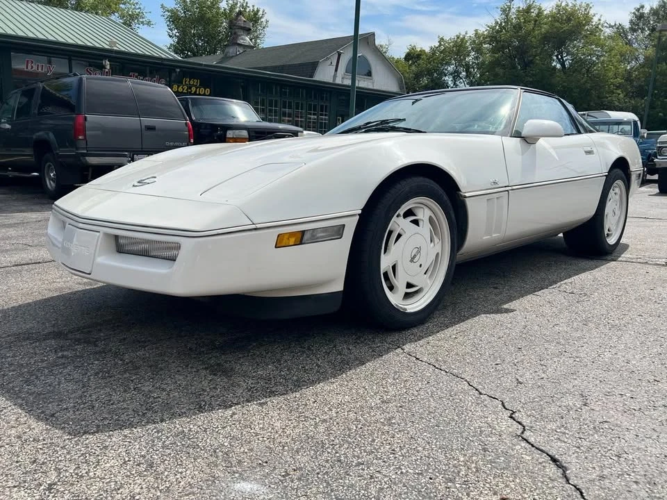 1988 Chevrolet Corvette C4 - Image 2 of 15