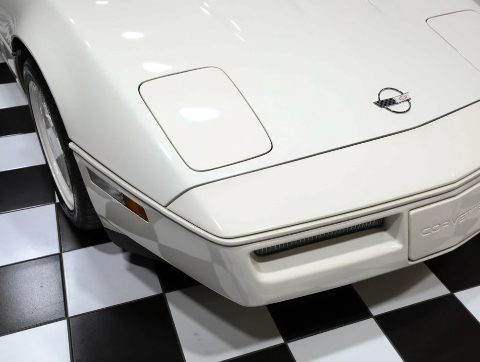 1988 Chevrolet Corvette C4 - Image 13 of 31