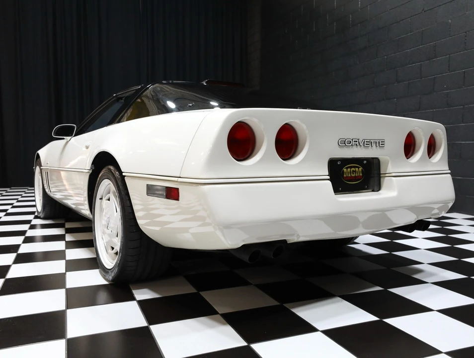 1988 Chevrolet Corvette C4 - Image 27 of 31