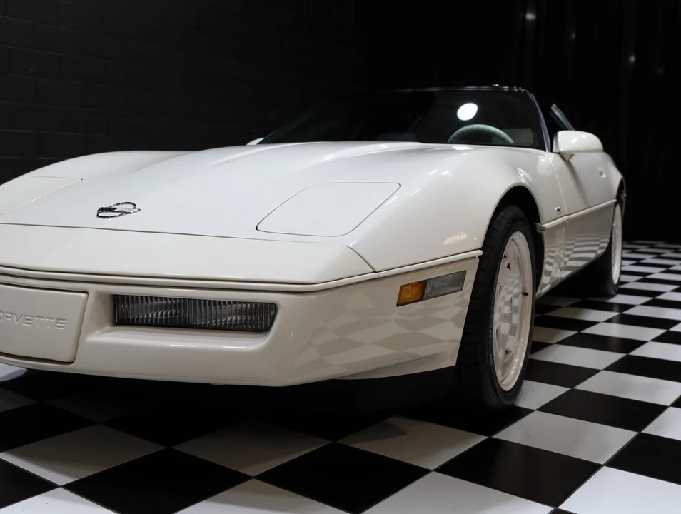 1988 Chevrolet Corvette C4 - Image 8 of 31