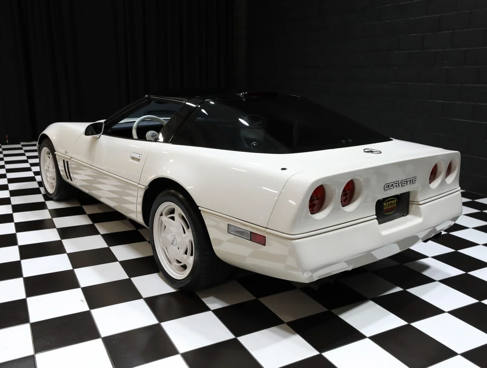1988 Chevrolet Corvette C4 - Image 26 of 31