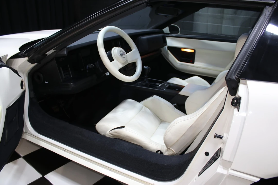 1988 Chevrolet Corvette C4 - Image 3 of 31