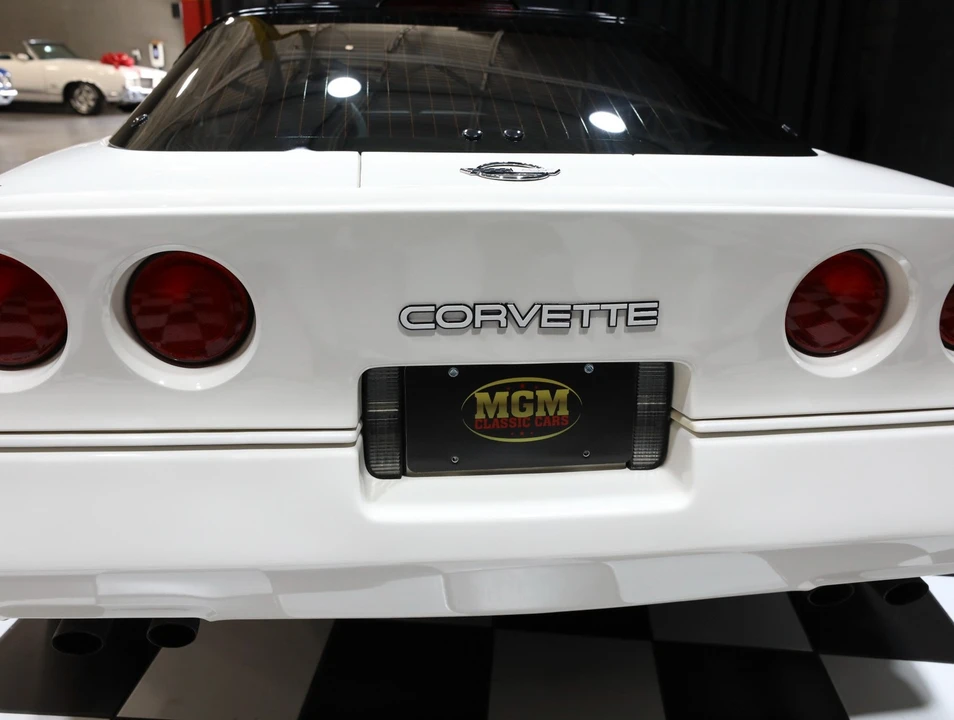 1988 Chevrolet Corvette C4 - Image 22 of 31