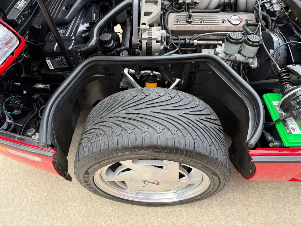 1988 Chevrolet Corvette C4 - Image 15 of 31