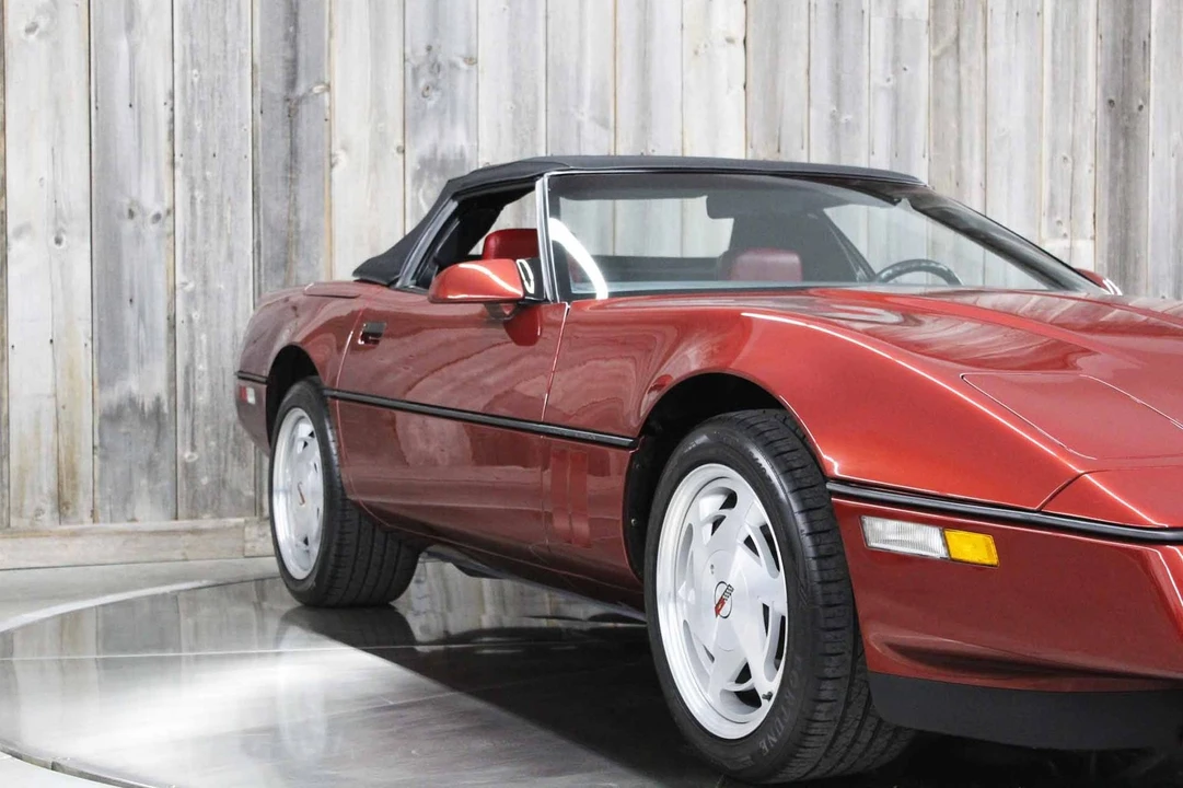 1988 Chevrolet Corvette C4 - Image 15 of 21
