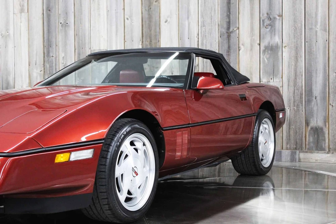 1988 Chevrolet - Image 16 of 31
