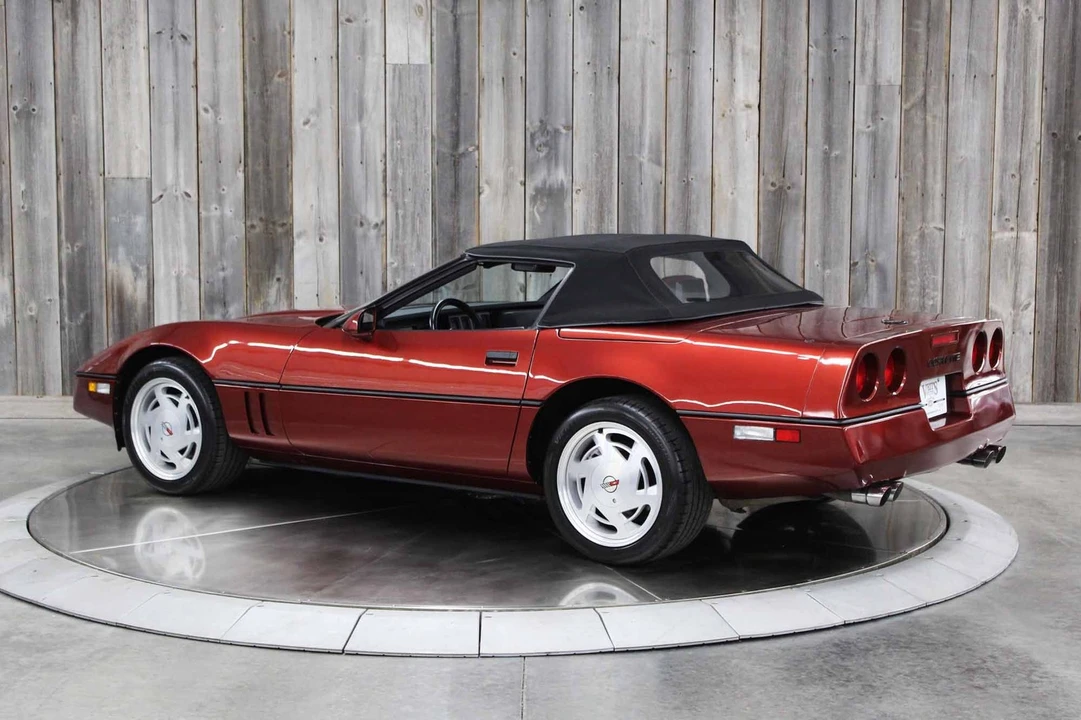 1988 Chevrolet - Image 11 of 31