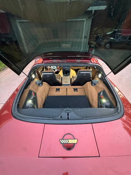 1988 Chevrolet Corvette C4 - Image 14 of 23