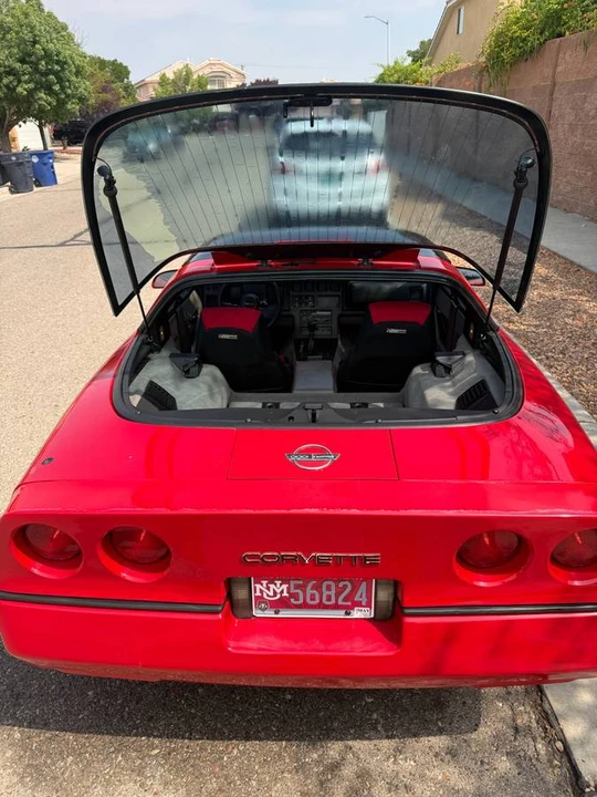 1988 Chevrolet Corvette C4 - Image 8 of 24