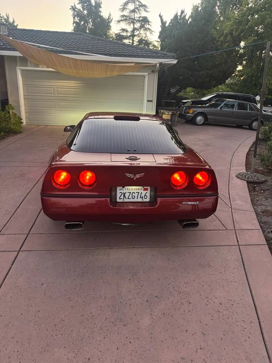 1988 Chevrolet Corvette C4 - Image 17 of 23