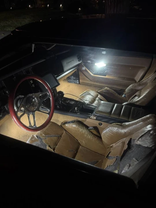 1988 Chevrolet Corvette C4 - Image 18 of 23