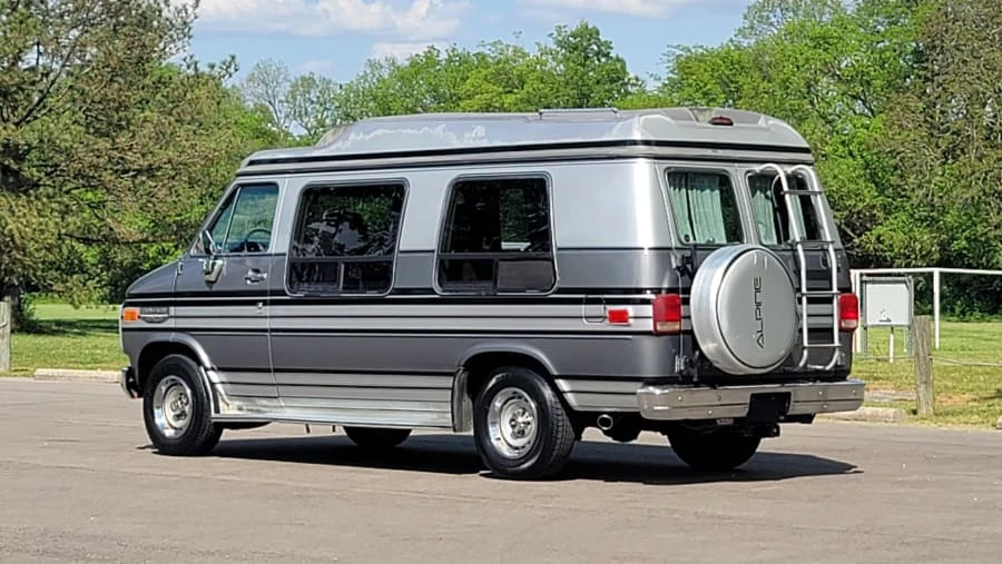 1988 Chevrolet G-Series Van - Image 6 of 19