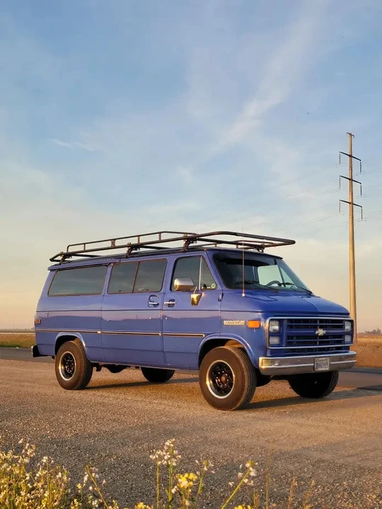 1988 Chevrolet G-Series Van - Image 10 of 18