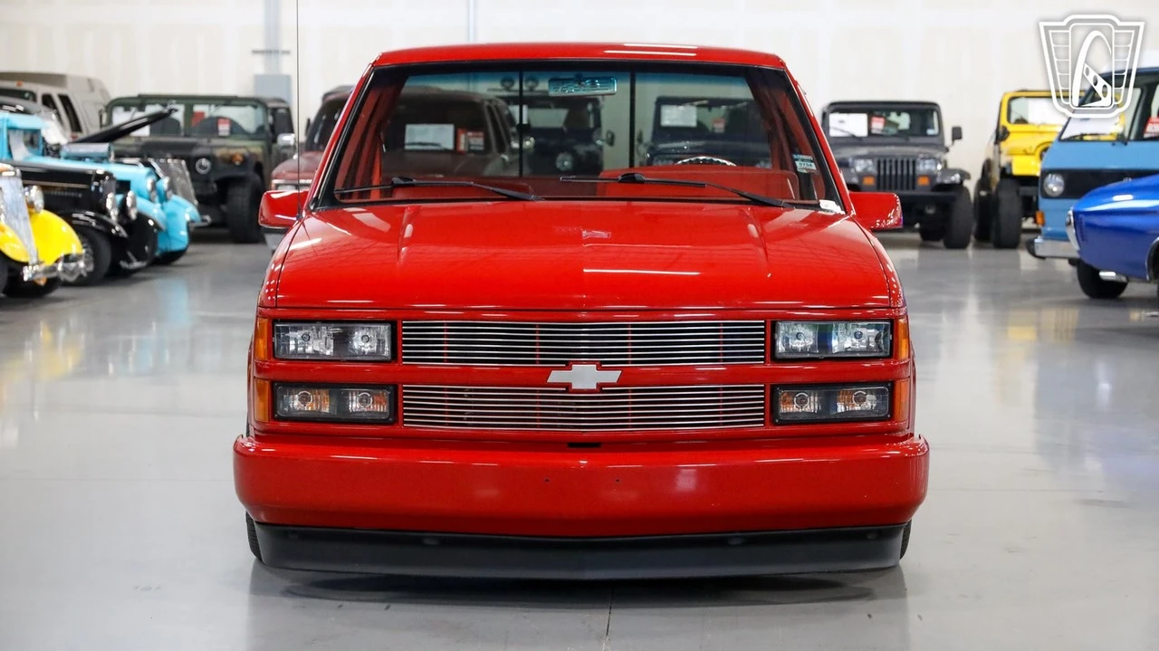 1988 Chevrolet C/K 4th Gen - Image 5 of 12
