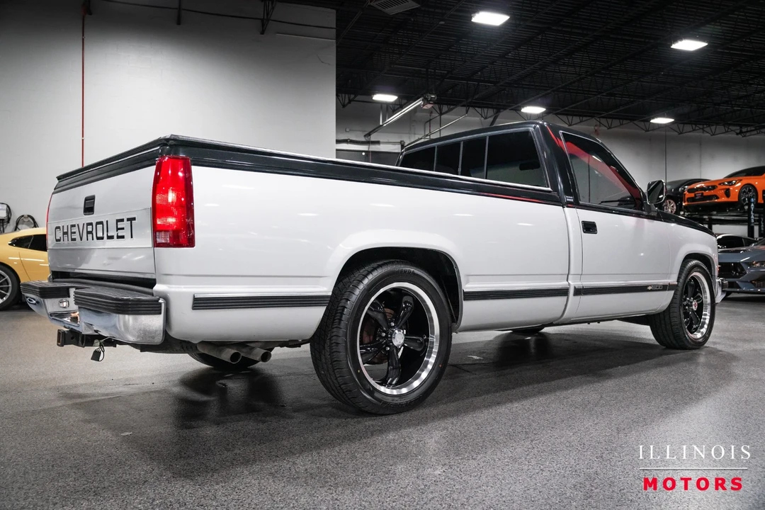 1988 Chevrolet C/K 4th Gen - Image 5 of 31