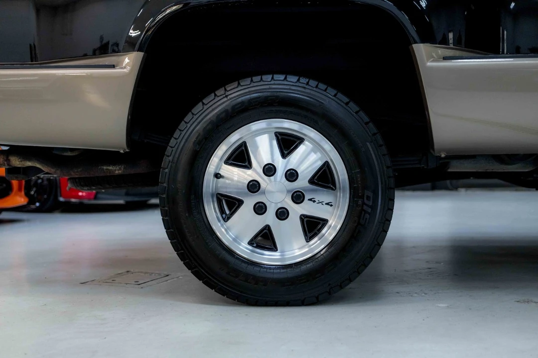 1988 Chevrolet C/K 4th Gen - Image 18 of 21