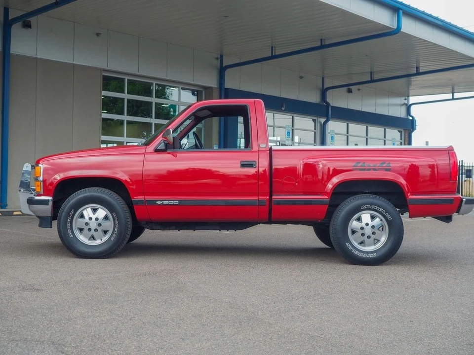 1988 Chevrolet C/K 4th Gen - Image 11 of 12