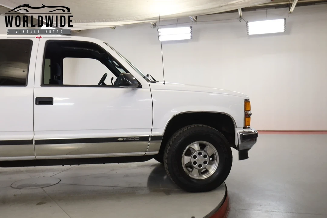 1988 Chevrolet C/K 4th Gen - Image 8 of 12