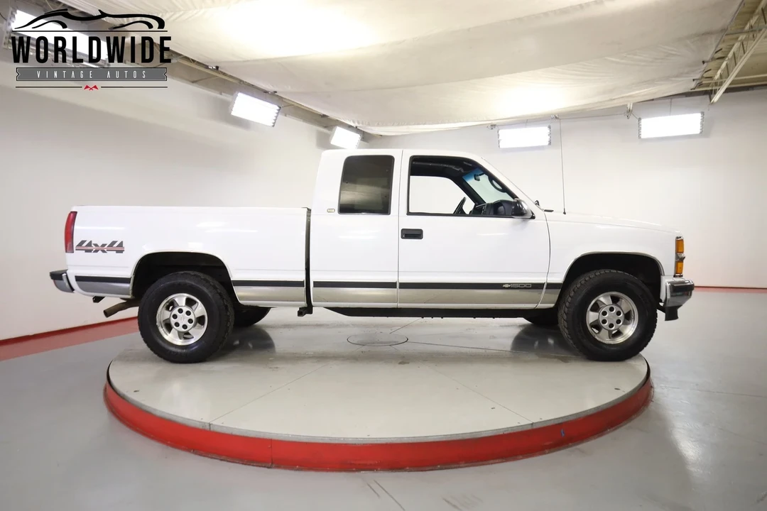 1988 Chevrolet C/K 4th Gen - Image 4 of 12