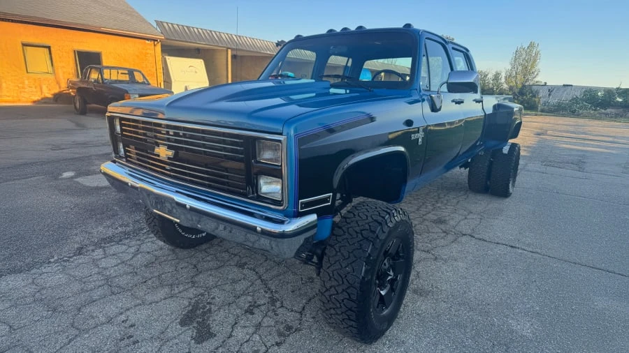 1988 Chevrolet C/K 4th Gen - Image 2 of 9