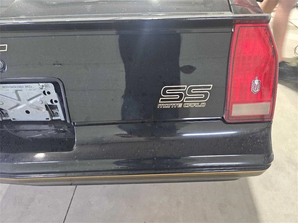 1988 Chevrolet Monte Carlo 4th Gen - Image 5 of 31