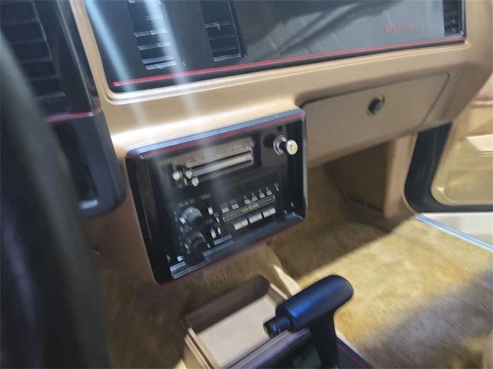 1988 Chevrolet Monte Carlo 4th Gen - Image 11 of 31