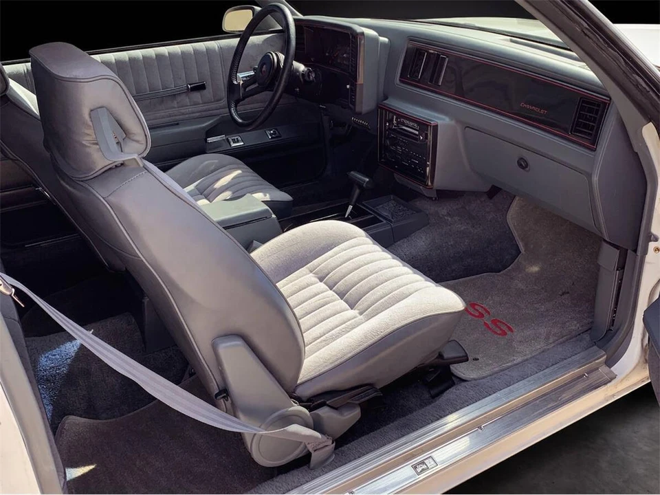 1988 Chevrolet Monte Carlo 4th Gen - Image 16 of 23