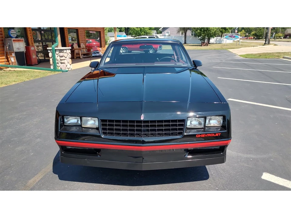 1988 Chevrolet Monte Carlo 4th Gen - Image 27 of 31