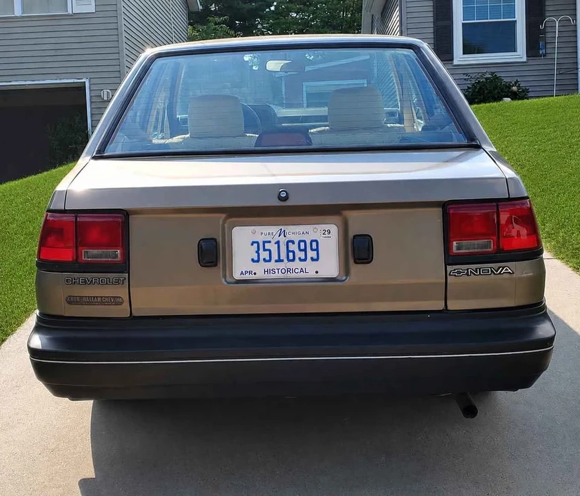 1988 Chevrolet Nova 5th Gen - Image 4 of 15