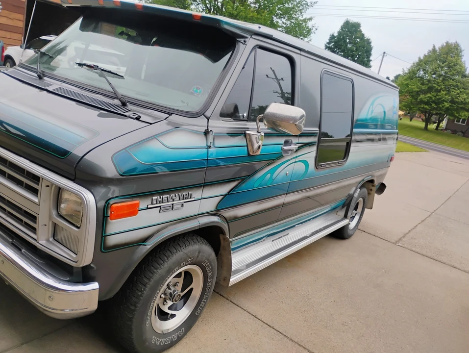 1988 Chevrolet - Image 3 of 20