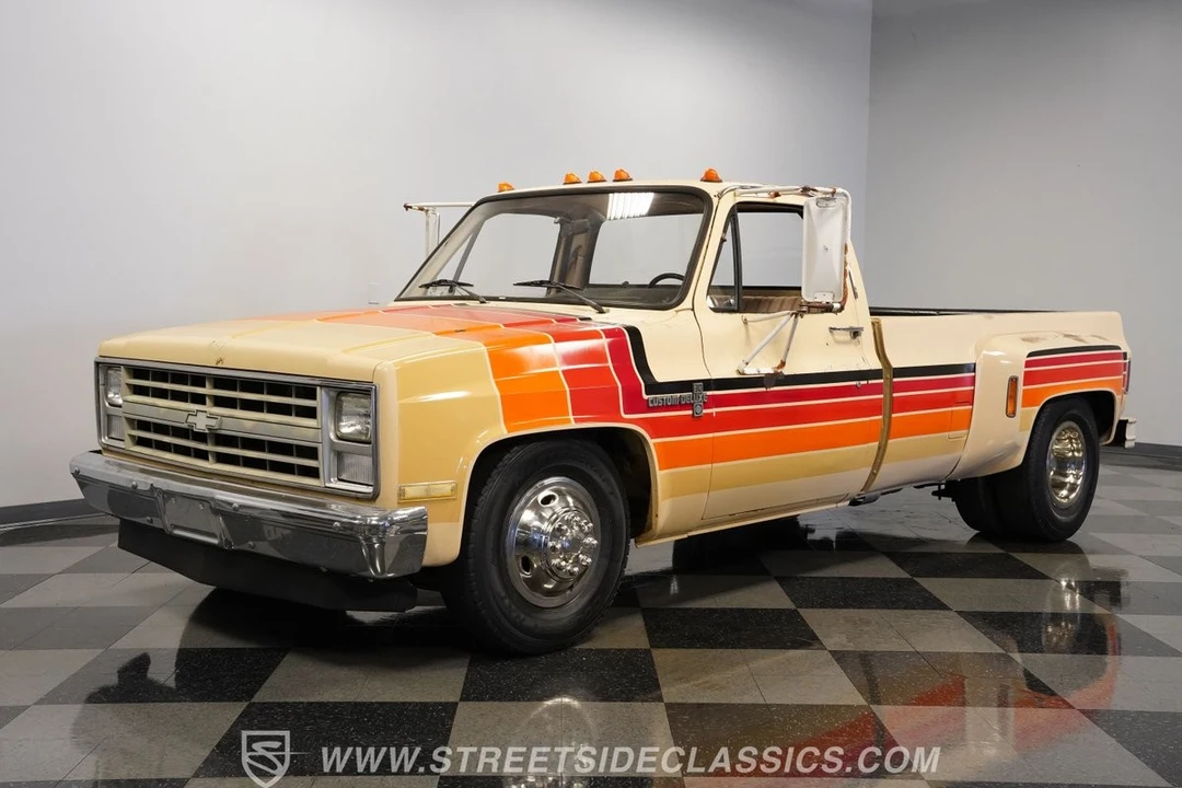 1988 Chevrolet C/K 3rd Gen - Image 6 of 12