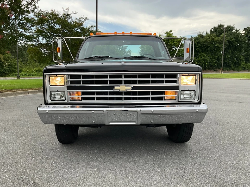 1988 Chevrolet C/K 4th Gen - Image 10 of 31