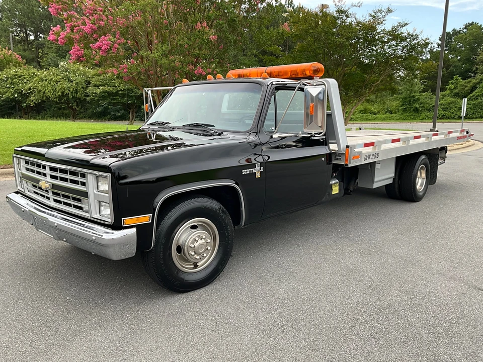 1988 Chevrolet C/K 4th Gen - Image 3 of 31